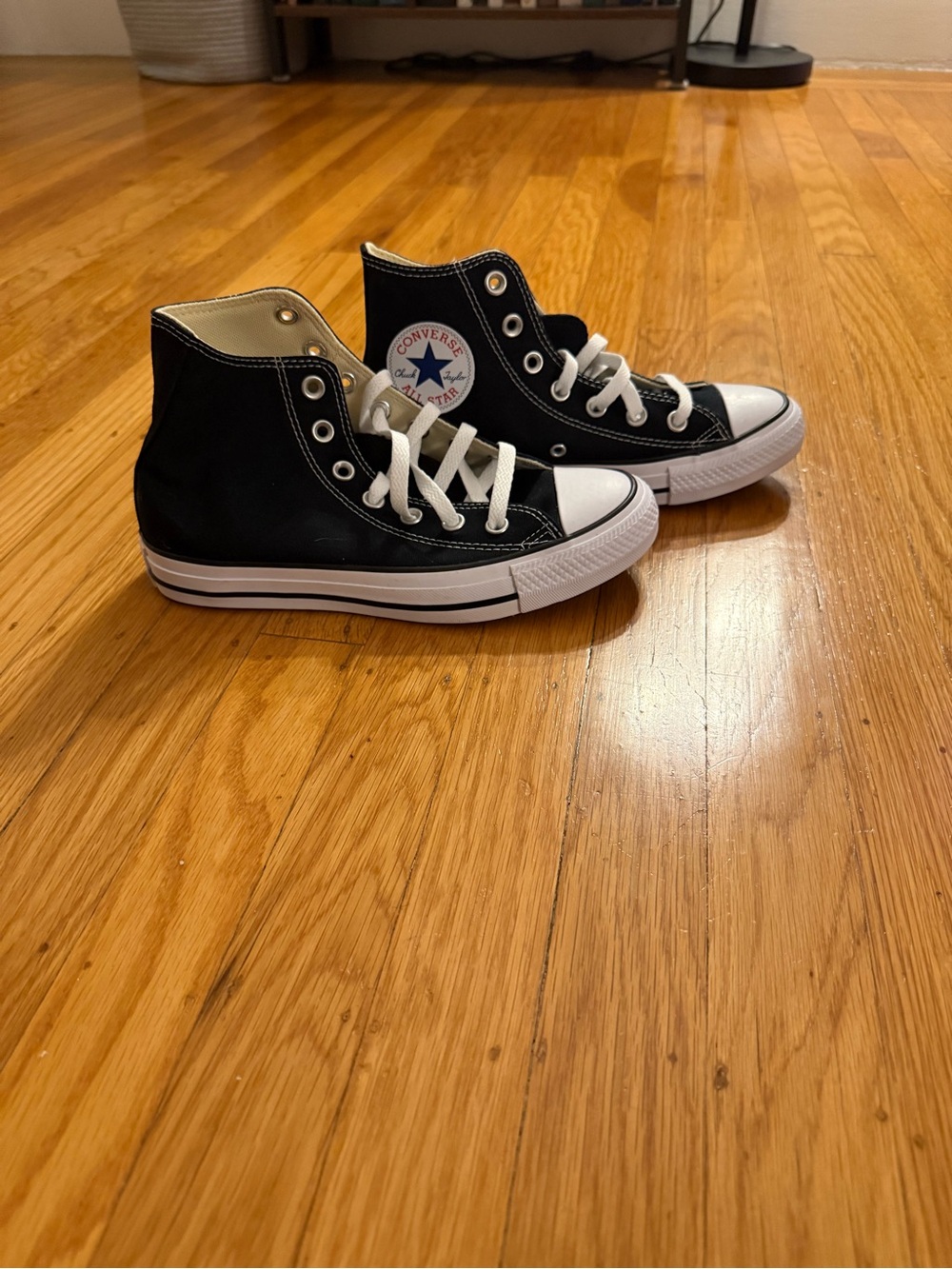 Converse Chuck Taylor All Star High Top Women's | size: 6.5 women's (wide)